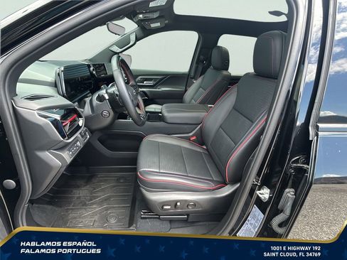 Certified 2025 Chevrolet Silverado EV RST AWD/4WD image 12