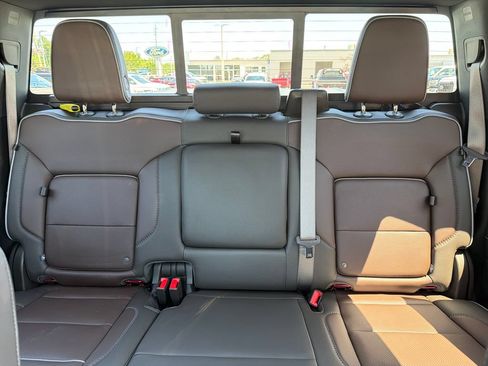 Used 2024 GMC Sierra 2500 Denali w/ Denali Reserve Package AWD/4WD image 36