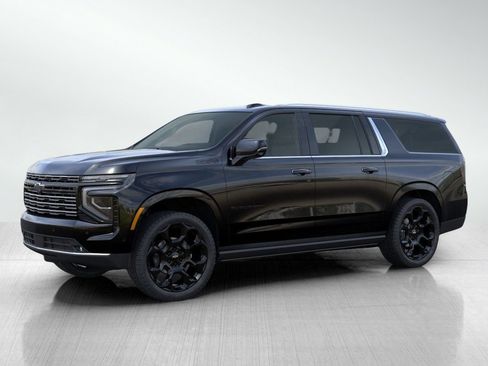 New 2026 Chevrolet Suburban High Country image 2