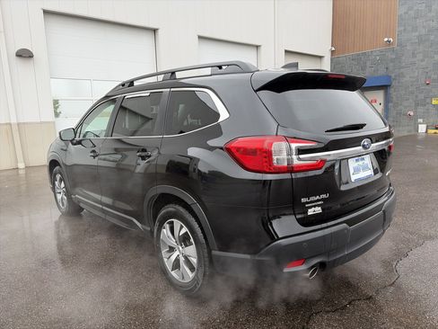 Used 2023 Subaru Ascent Premium w/ Convenience Package AWD/4WD image 8