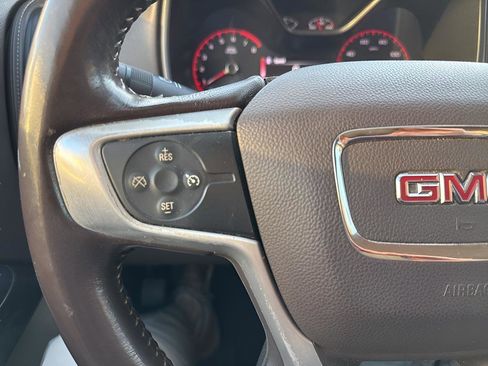 Used 2015 GMC Canyon SLT image 13