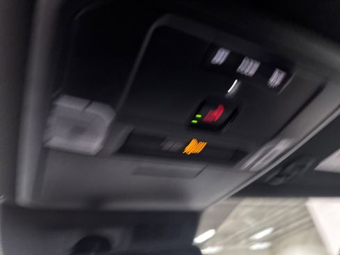 Used 2024 Toyota Tacoma TRD Off-Road image 25