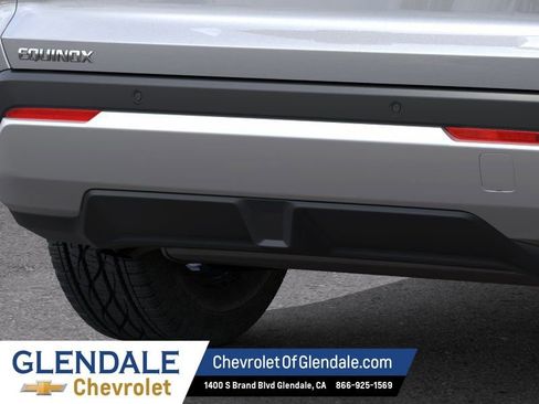 New 2026 Chevrolet Equinox LT FWD image 14