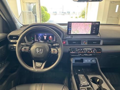 Certified 2026 Honda Pilot TrailSport image 19