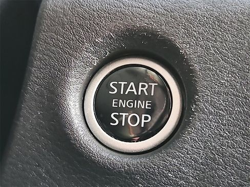 Certified 2024 Nissan Frontier PRO-4X w/ Off-Road Protection Package image 22