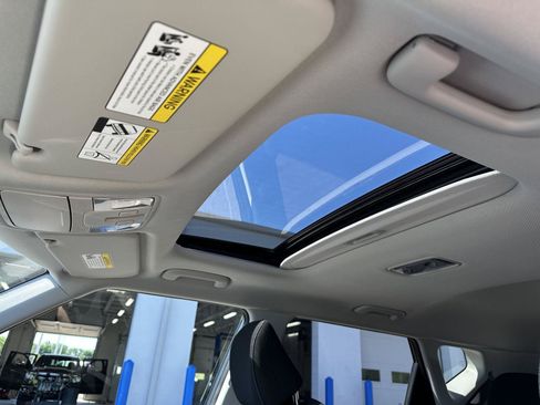 Used 2025 Kia Soul EX FWD image 32