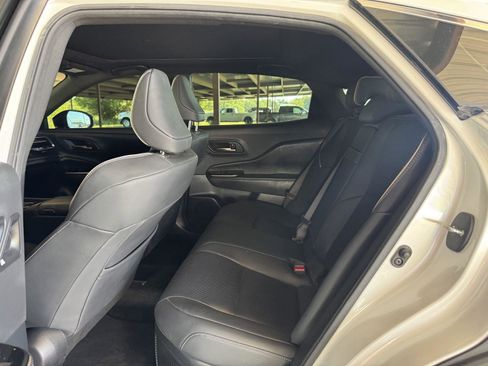 Used 2024 Toyota Crown Platinum AWD/4WD image 33