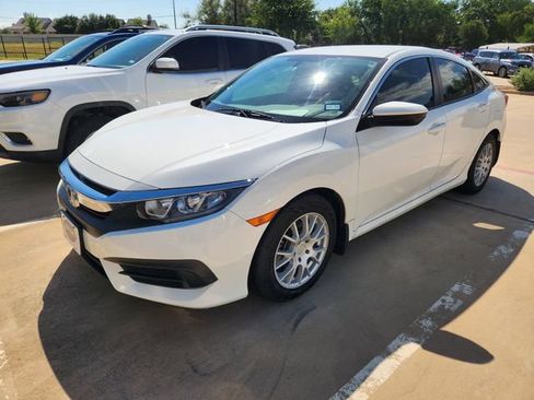 Used 2017 Honda Civic LX image 2
