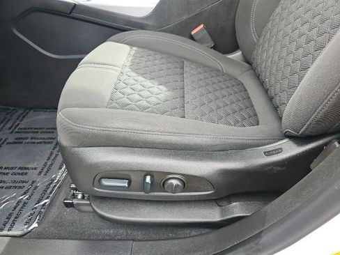 Used 2022 Chevrolet Blazer LT image 24