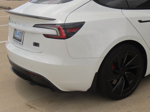 Used 2025 Tesla Model 3 Performance AWD/4WD image 12