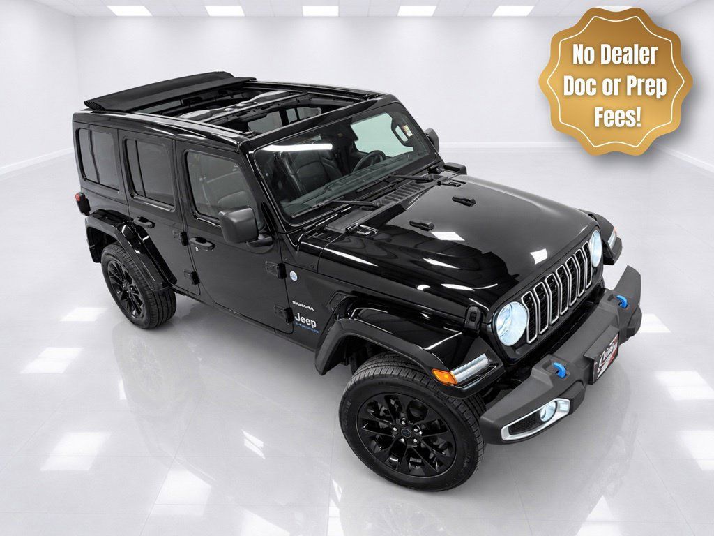 Used 2024 Jeep Wrangler Unlimited Sahara AWD/4WD image 3
