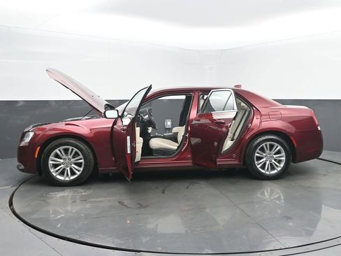 Used 2016 Chrysler 300 Limited RWD image 53