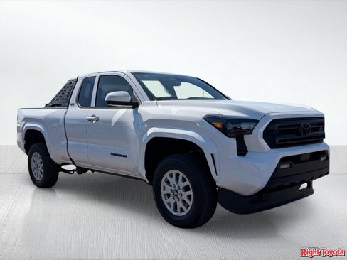 New 2026 Toyota Tacoma SR5 RWD image 10