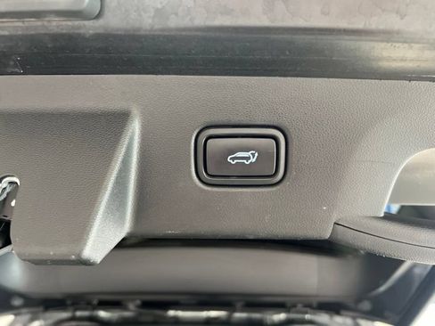 Used 2026 Hyundai Tucson Limited AWD/4WD image 9