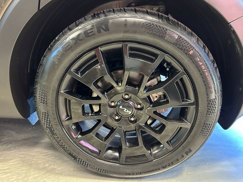 Used 2022 Kia Telluride EX w/ EX Premium Package AWD/4WD image 26