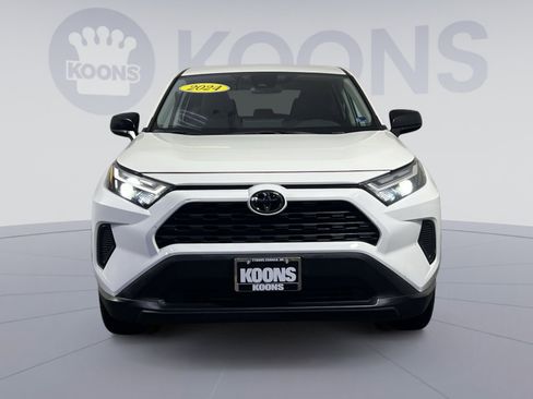 Used 2024 Toyota RAV4 LE image 11