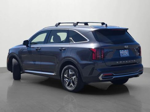 Used 2021 Kia Sorento EX FWD image 4
