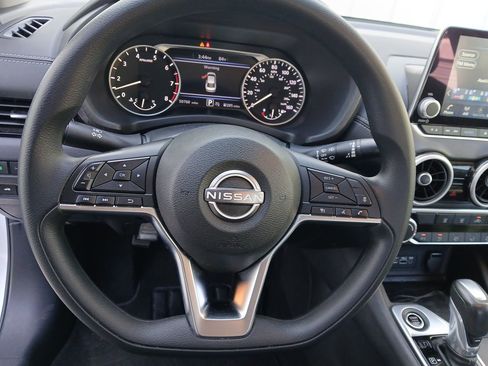 Used 2025 Nissan Sentra SV image 20