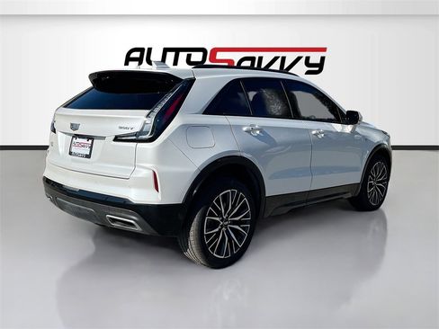 Used 2024 Cadillac XT4 Sport image 7