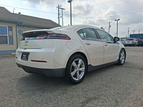 Used 2013 Chevrolet Volt Premium w/ Premium Trim Package FWD image 11