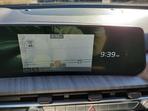 Certified 2024 Kia Telluride SX image 34