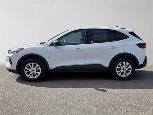 Used 2025 Ford Escape Active AWD/4WD image 6