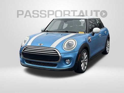 Used 2015 MINI Cooper 4-Door Hardtop image 1