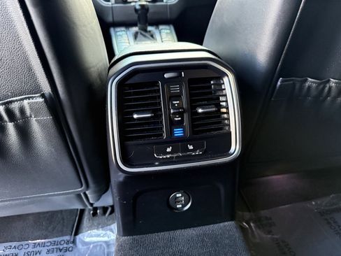 Used 2017 Porsche Macan GTS image 16