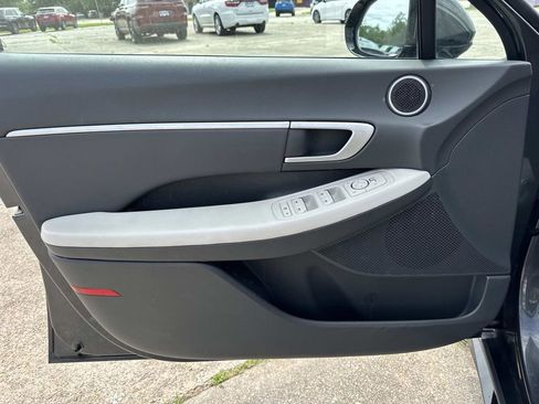 Used 2025 Hyundai Sonata SEL FWD image 35