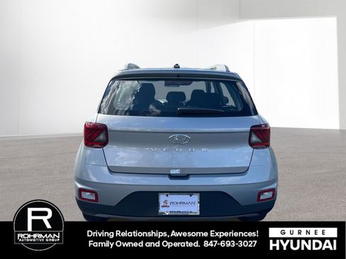 New 2026 Hyundai Venue SEL image 8