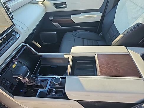 Used 2024 Toyota Sequoia Capstone image 16