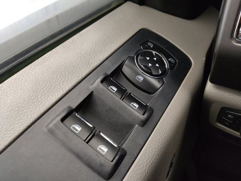 Used 2015 Ford F150 XLT w/ Equipment Group 301A Mid AWD/4WD image 27