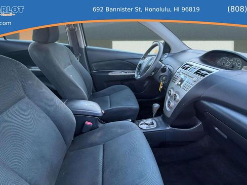 Used 2009 Toyota Yaris Sedan FWD image 17