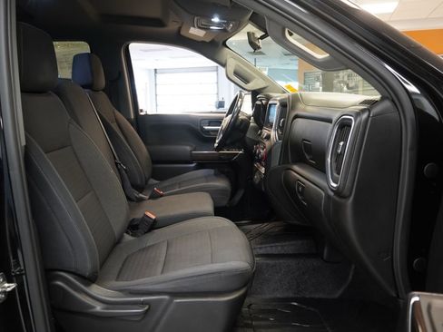 Used 2019 Chevrolet Silverado 1500 RST w/ All-Star Edition AWD/4WD image 32