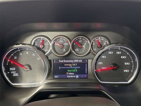 Used 2021 Chevrolet Suburban LT image 20