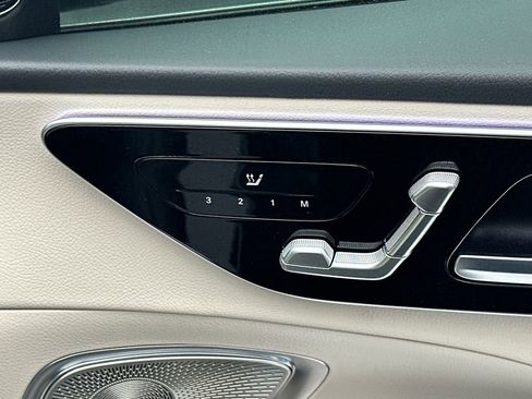 New 2026 Mercedes-Benz C 300 Sedan image 16