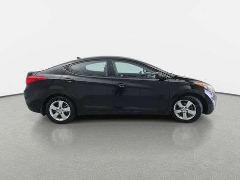 Used 2013 Hyundai Elantra GLS w/ Preferred Pkg image 4