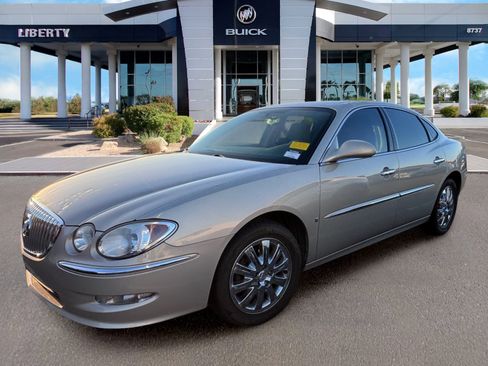 Used 2008 Buick LaCrosse CXL w/ Driver Confidence Package FWD image 4