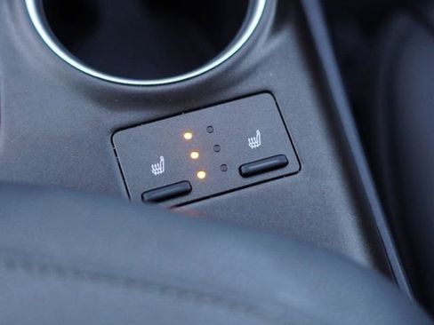 Certified 2023 Toyota Camry XLE image 33