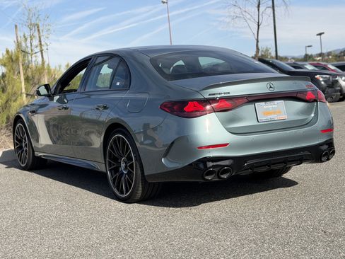 New 2026 Mercedes-Benz E 53 AMG e 4MATIC Sedan image 10