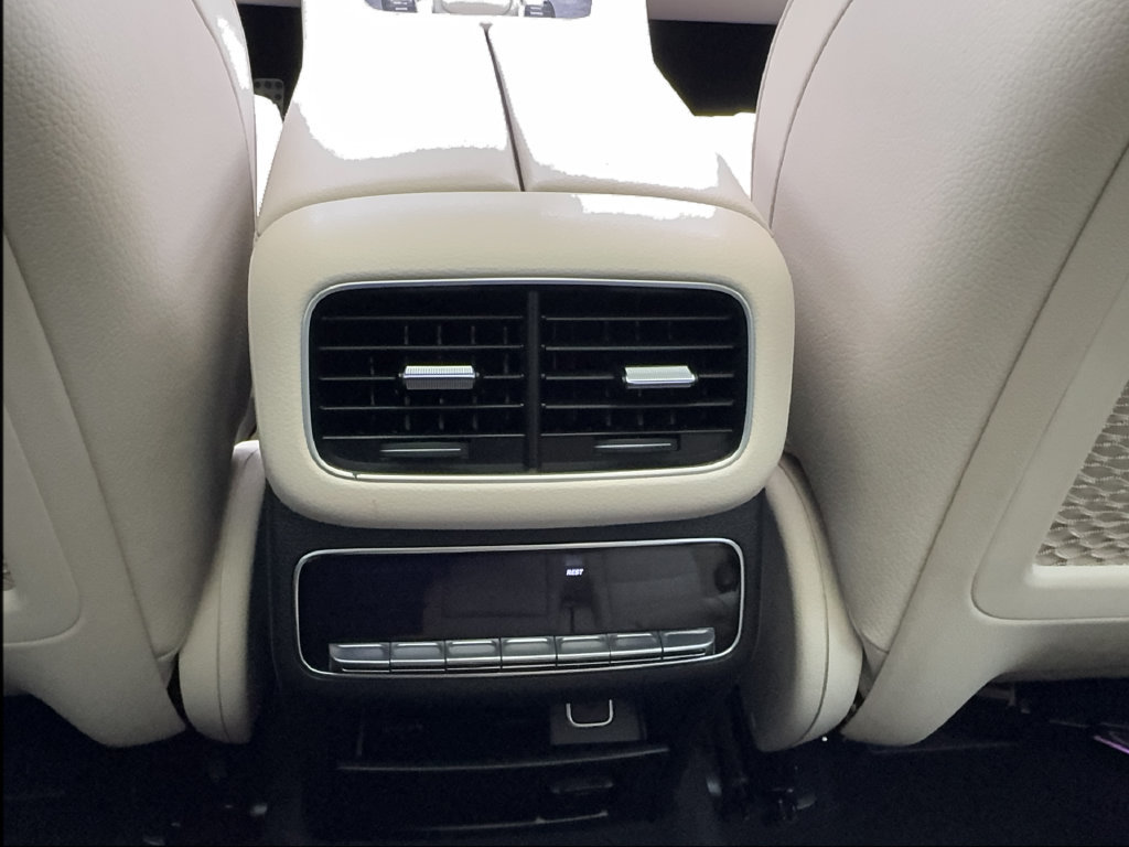Used 2022 Mercedes-Benz GLS 450 4MATIC image 23