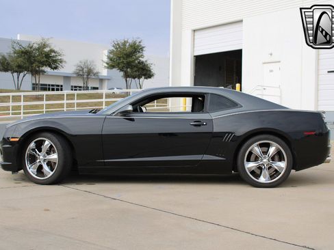 Used 2012 Chevrolet Camaro SS w/ Orange Stripe Package image 26