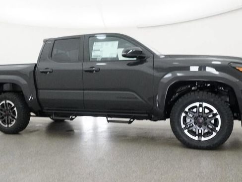 New 2026 Toyota Tacoma TRD Sport image 28