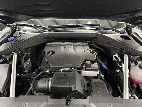 Used 2025 Genesis GV70 2.5T w/ Sport Prestige Package image 38