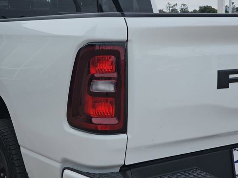 New 2026 RAM 1500 Express AWD/4WD image 40