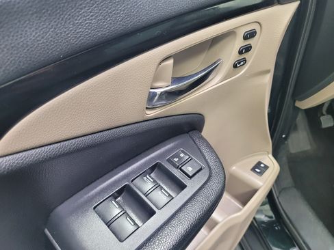 Used 2016 Honda Pilot Touring image 27