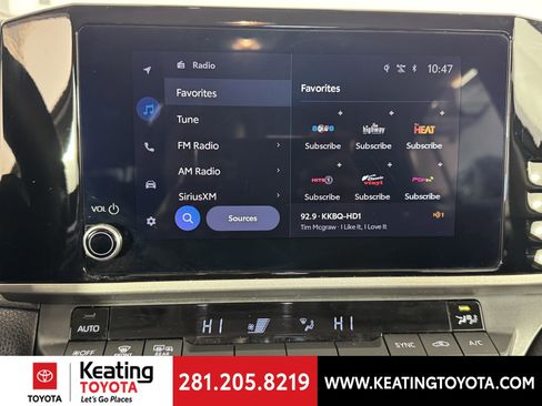 Used 2025 Toyota Camry LE image 23