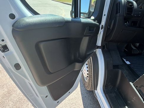 New 2026 RAM ProMaster 1500 w/ Convenience Group image 15