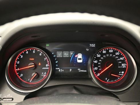 Used 2023 Toyota Camry XSE image 15