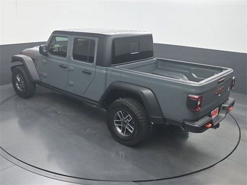 Used 2025 Jeep Gladiator Mojave w/ Convenience Group image 23